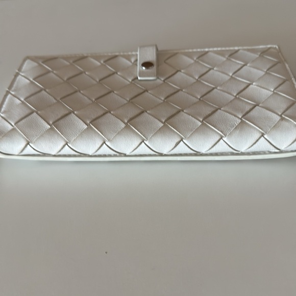 Bottega Veneta Wallet - Picture 7 of 10